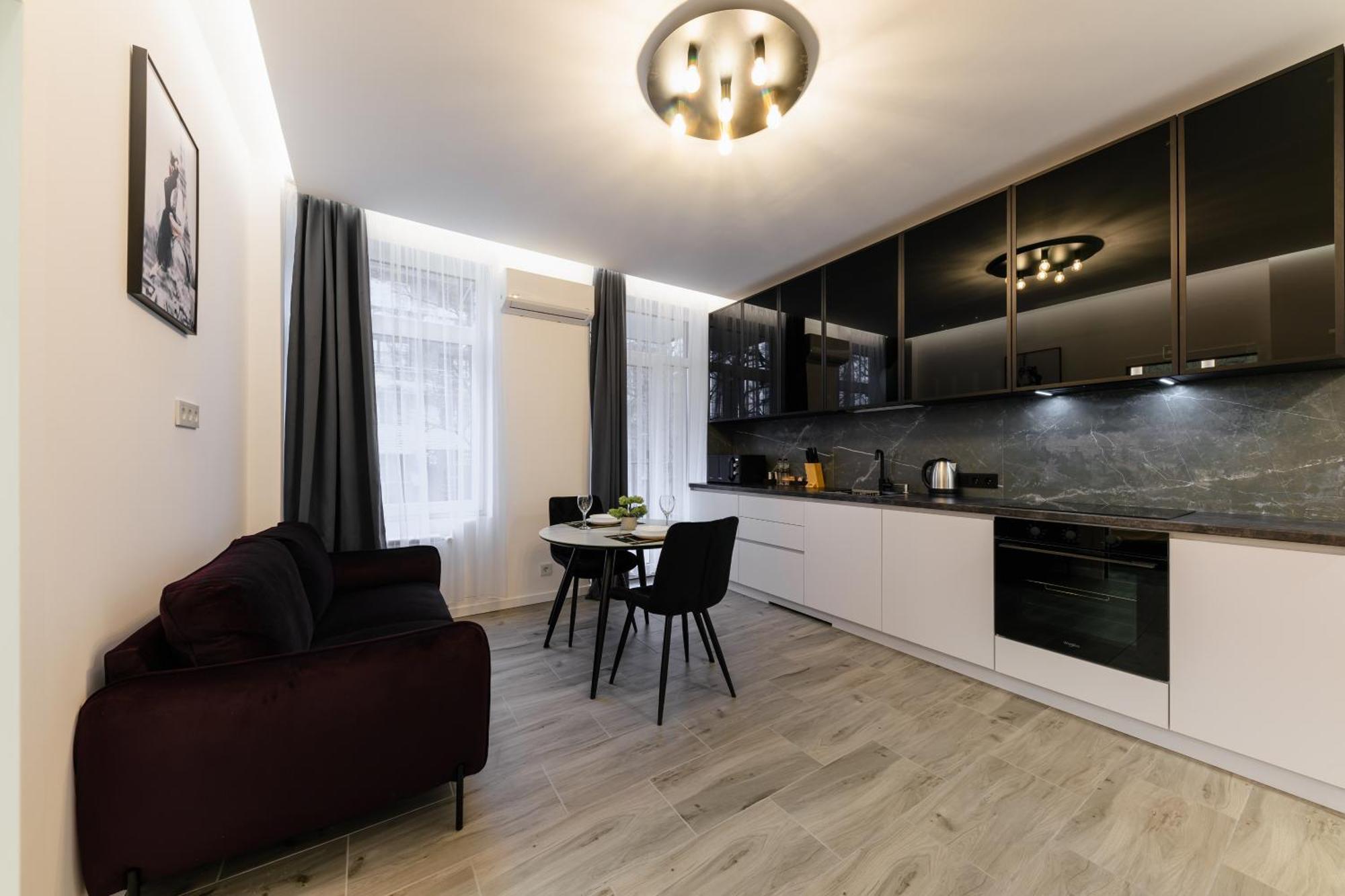 Luxury Apartments Laborca Uzhhorod Exterior photo