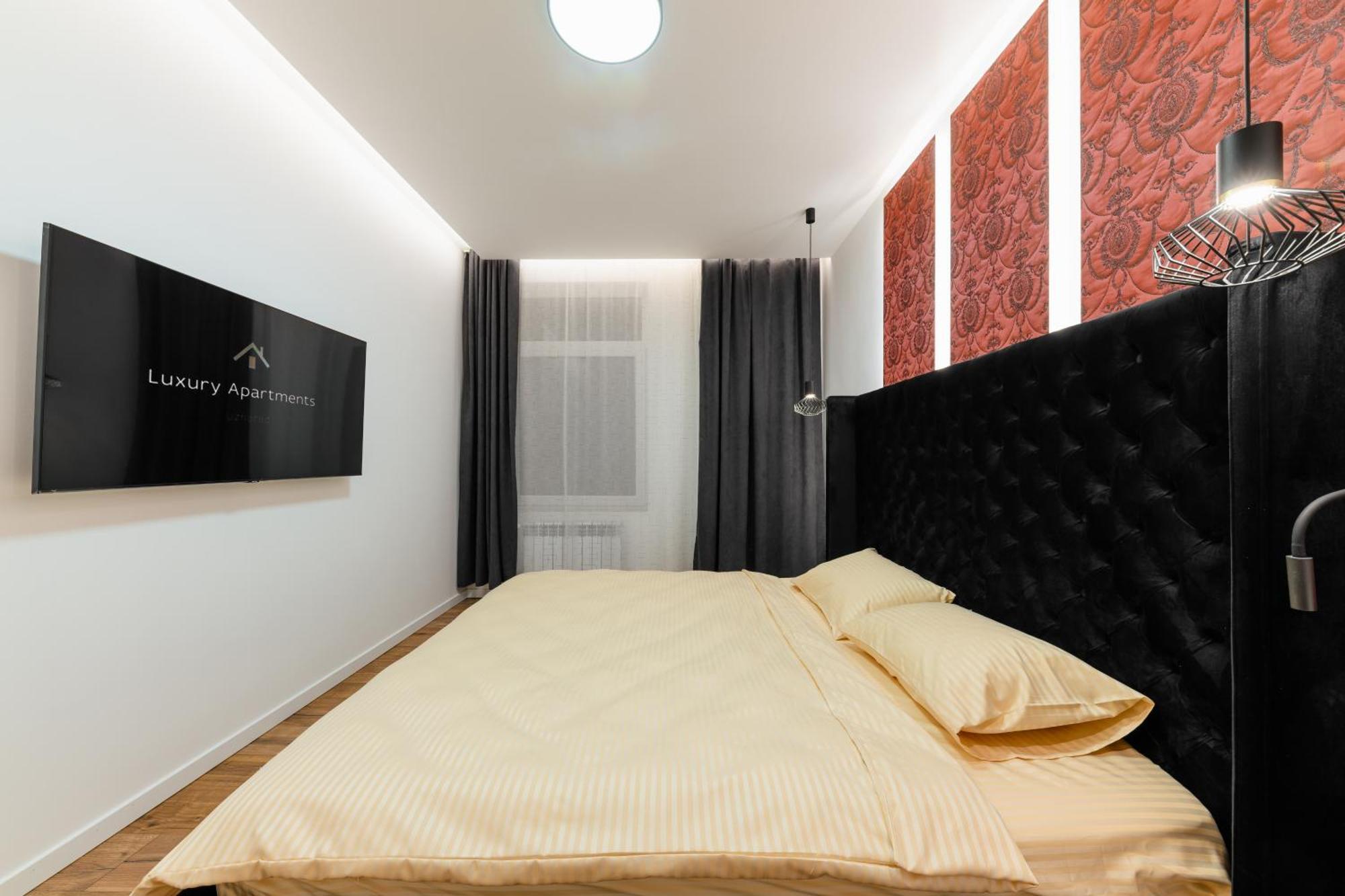 Luxury Apartments Laborca Uzhhorod Exterior photo