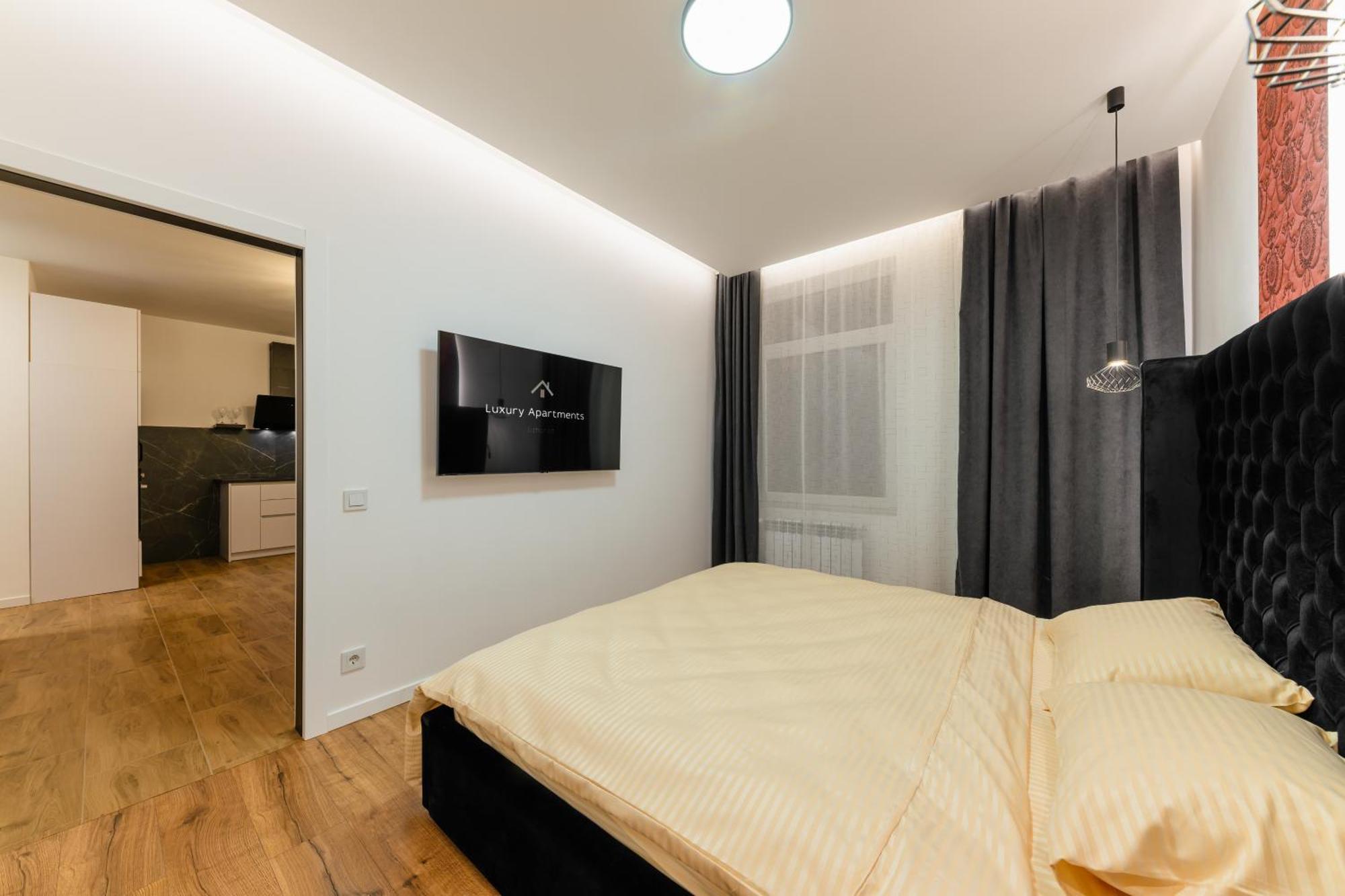 Luxury Apartments Laborca Uzhhorod Exterior photo