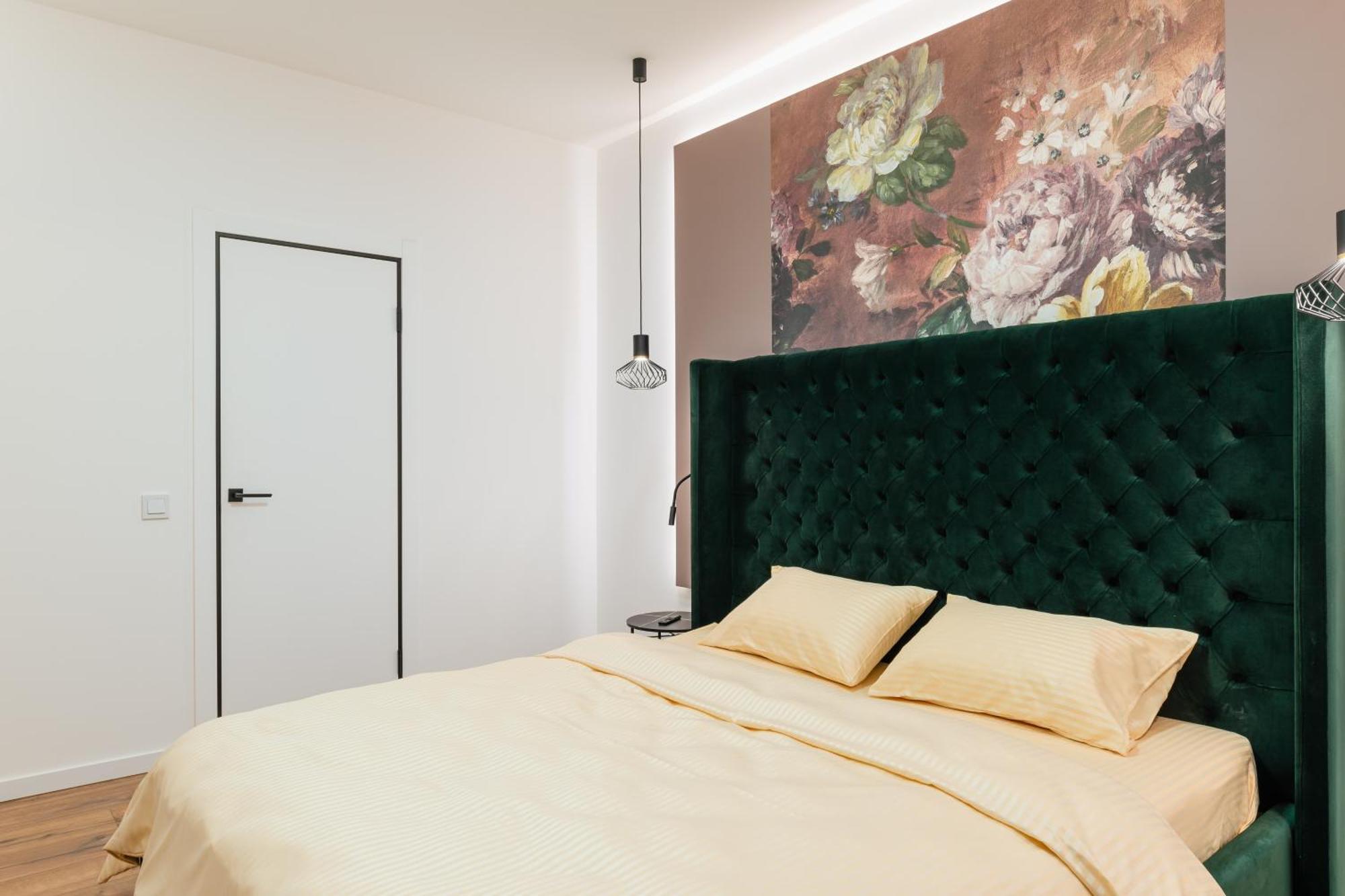 Luxury Apartments Laborca Uzhhorod Exterior photo